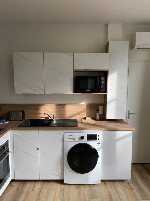 Appartement Hypercentre 100% Equipe *Clim* Brive-la-Gaillarde Extérieur photo